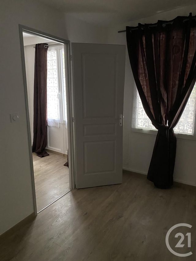 Afficher la photo en grand Appartement F3 à louer - 3 pièces - 45.0 m2 - ESPERAZA - 11 - LANGUEDOC-ROUSSILLON - Century 21 Aci