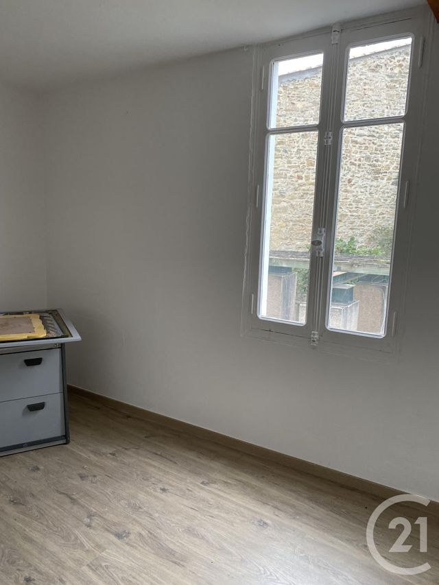 Afficher la photo en grand Appartement F3 à louer - 3 pièces - 45.0 m2 - ESPERAZA - 11 - LANGUEDOC-ROUSSILLON - Century 21 Aci